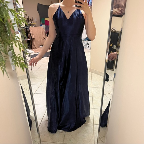 Deep Blue formal dress - Picture 2 of 5
